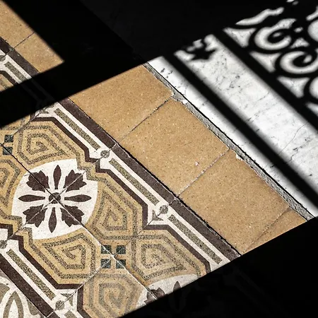 Palazzo Villelmi Bed & Breakfast