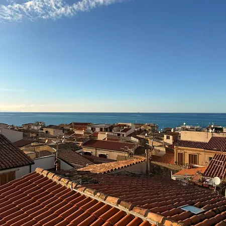 Bed & Breakfast Palazzo Villelmi 4*