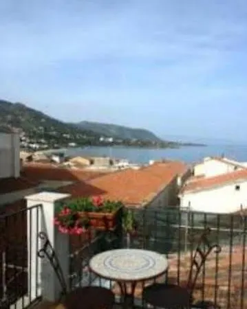Palazzo Villelmi 4* Cefalù