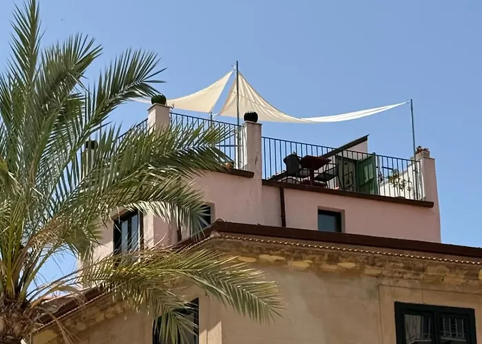 Palazzo Villelmi 切法卢